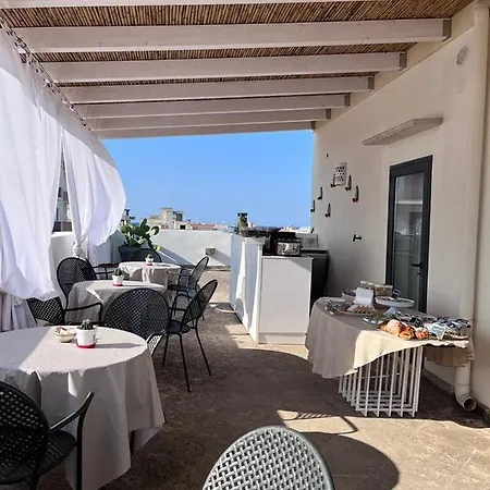 Bed & Breakfast Palazzo Angelelli 3*