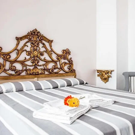 Palazzo Angelelli 3*