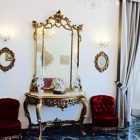 לינה וארוחת בוקר Palazzo Angelelli 3*