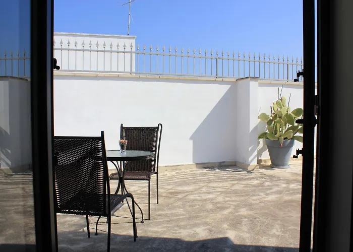 فندق مبيت وإفطار Palazzo Angelelli غالّيبولي