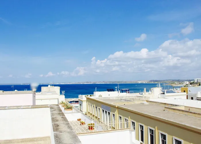 فندق مبيت وإفطار Palazzo Angelelli غالّيبولي