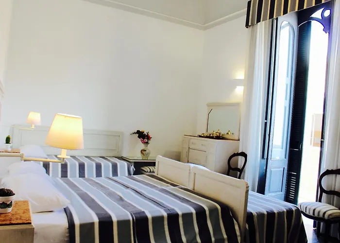 Palazzo Angelelli 3* غالّيبولي